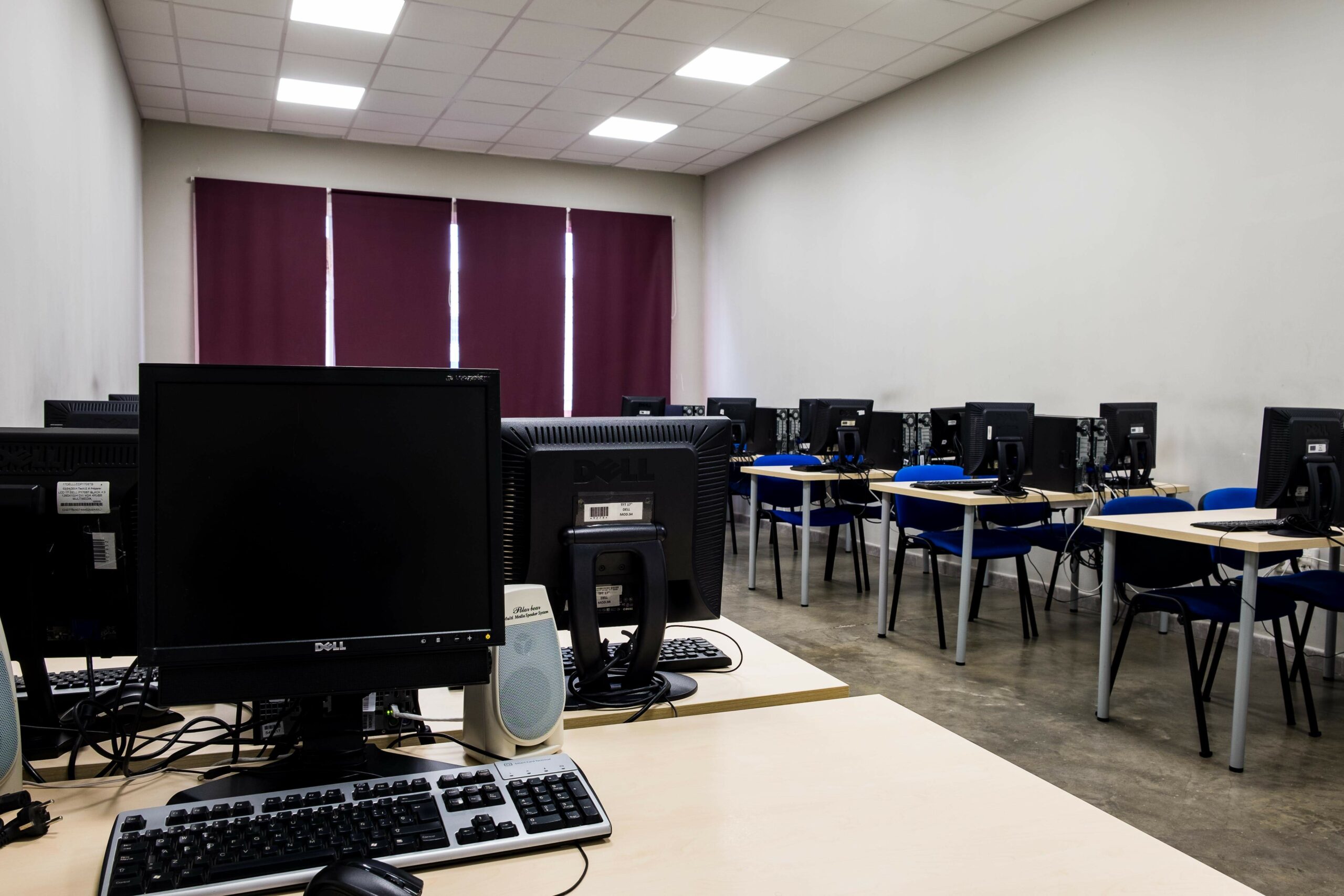Alquiler de aulas Humanes de Madrid