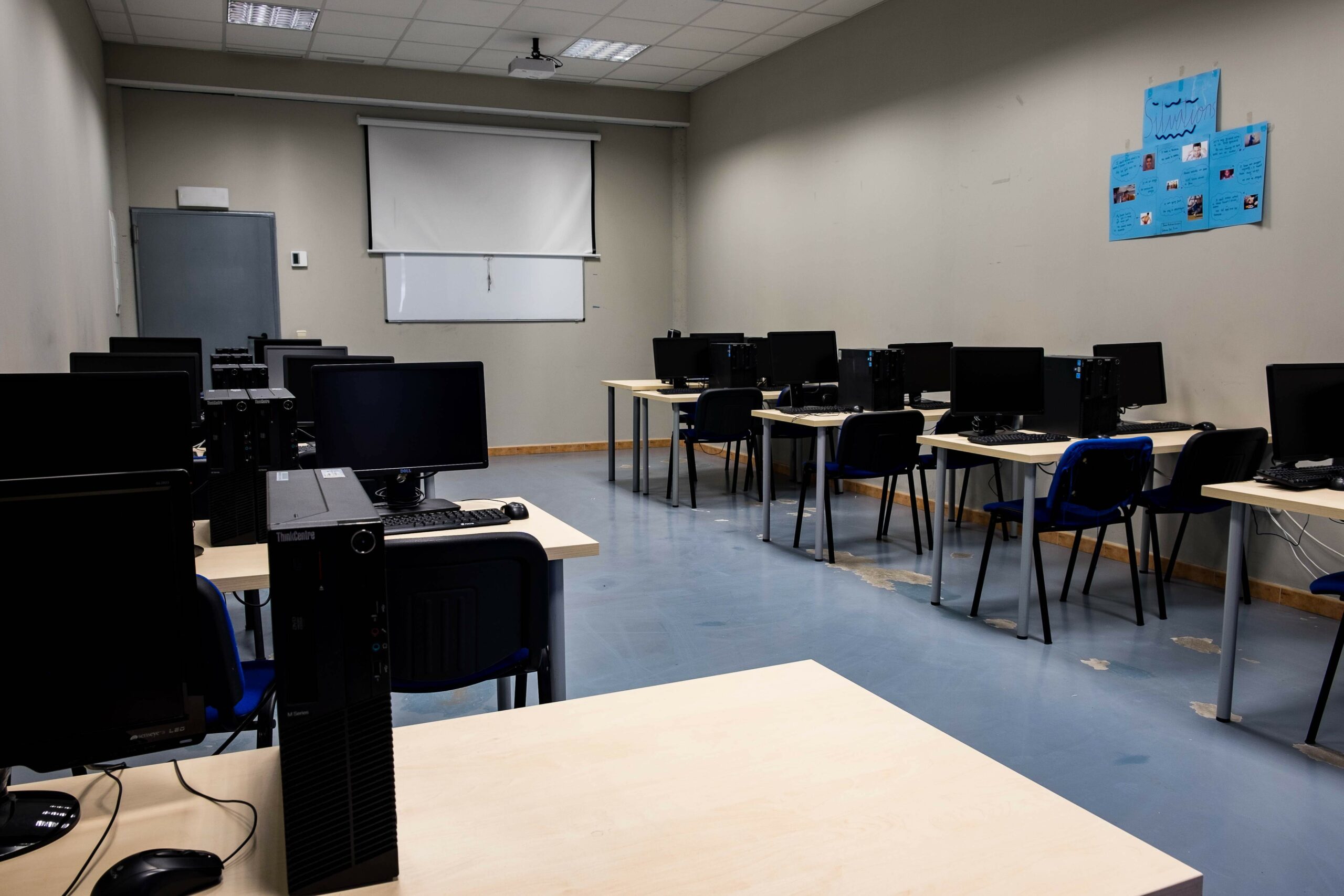 Alquiler de aulas Humanes de Madrid