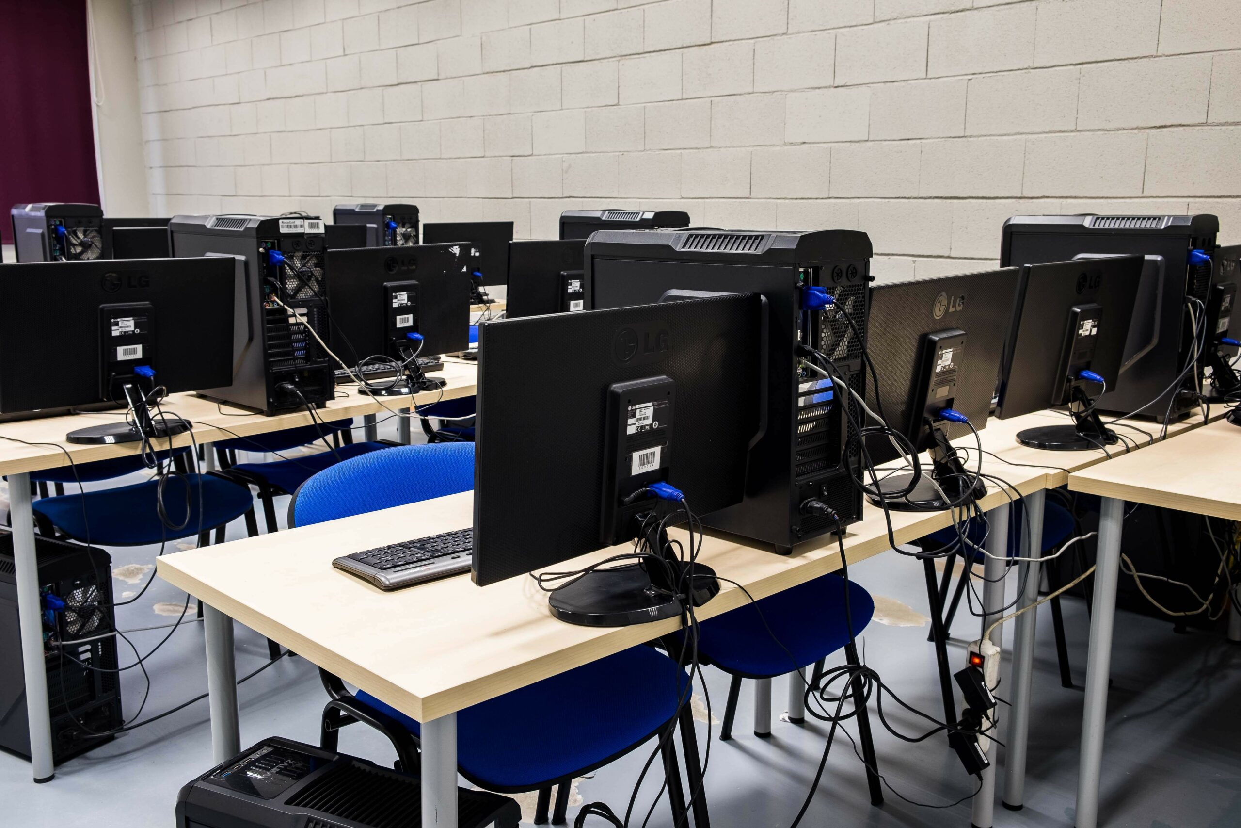 Alquiler de aulas Humanes de Madrid
