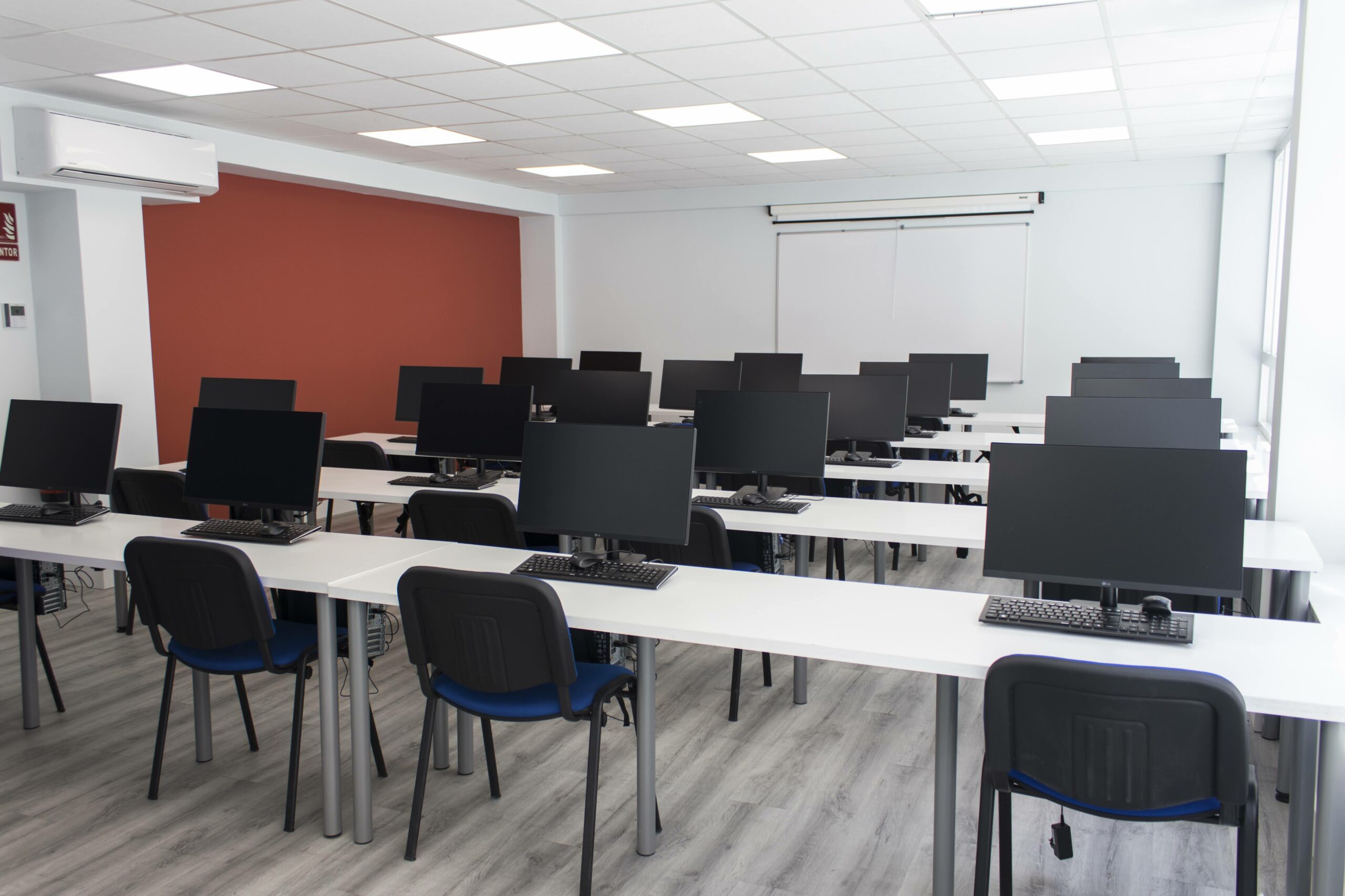 Alquiler de aulas Madrid Vistalegre