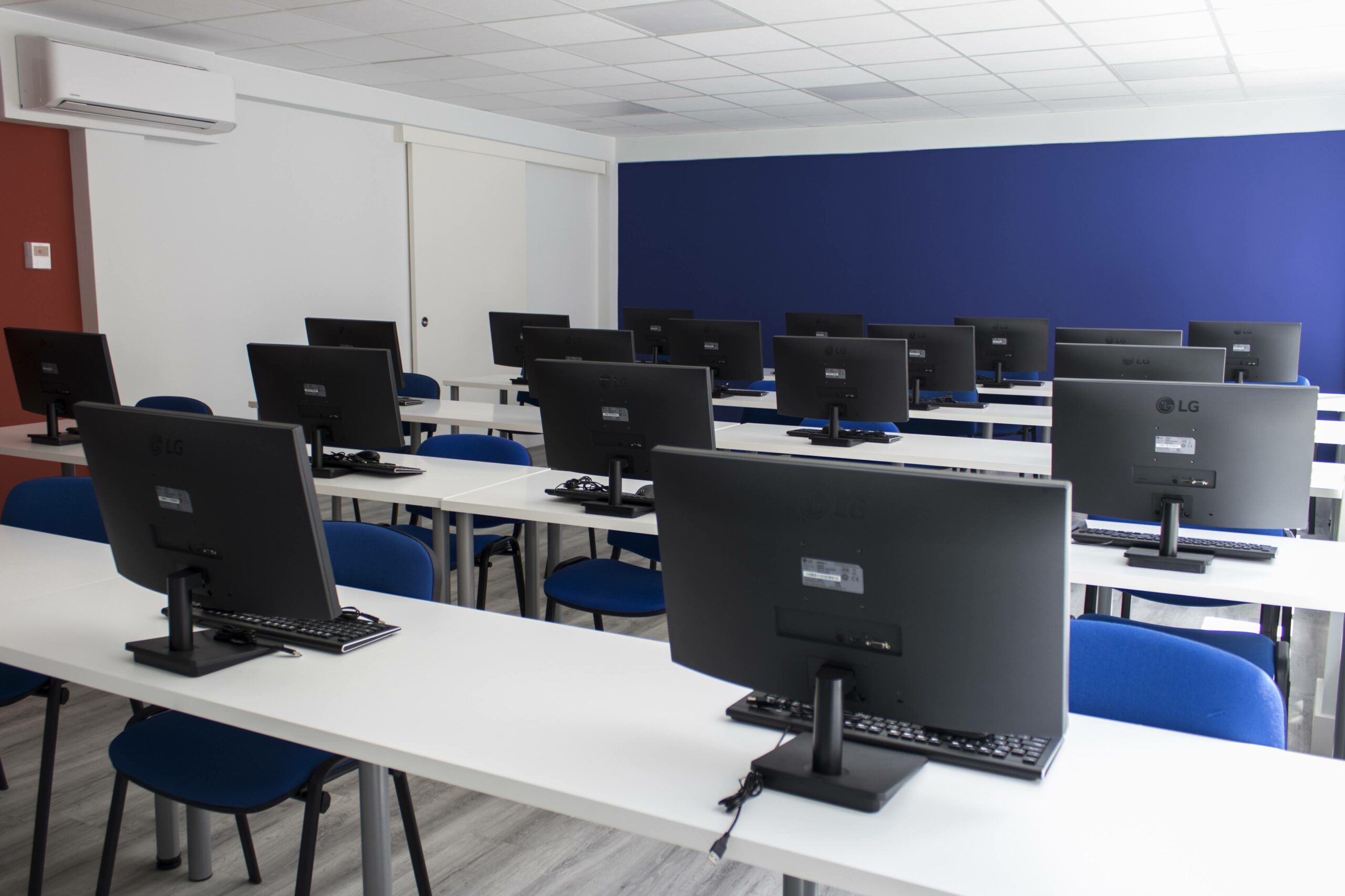Alquiler de aulas Madrid Vistalegre