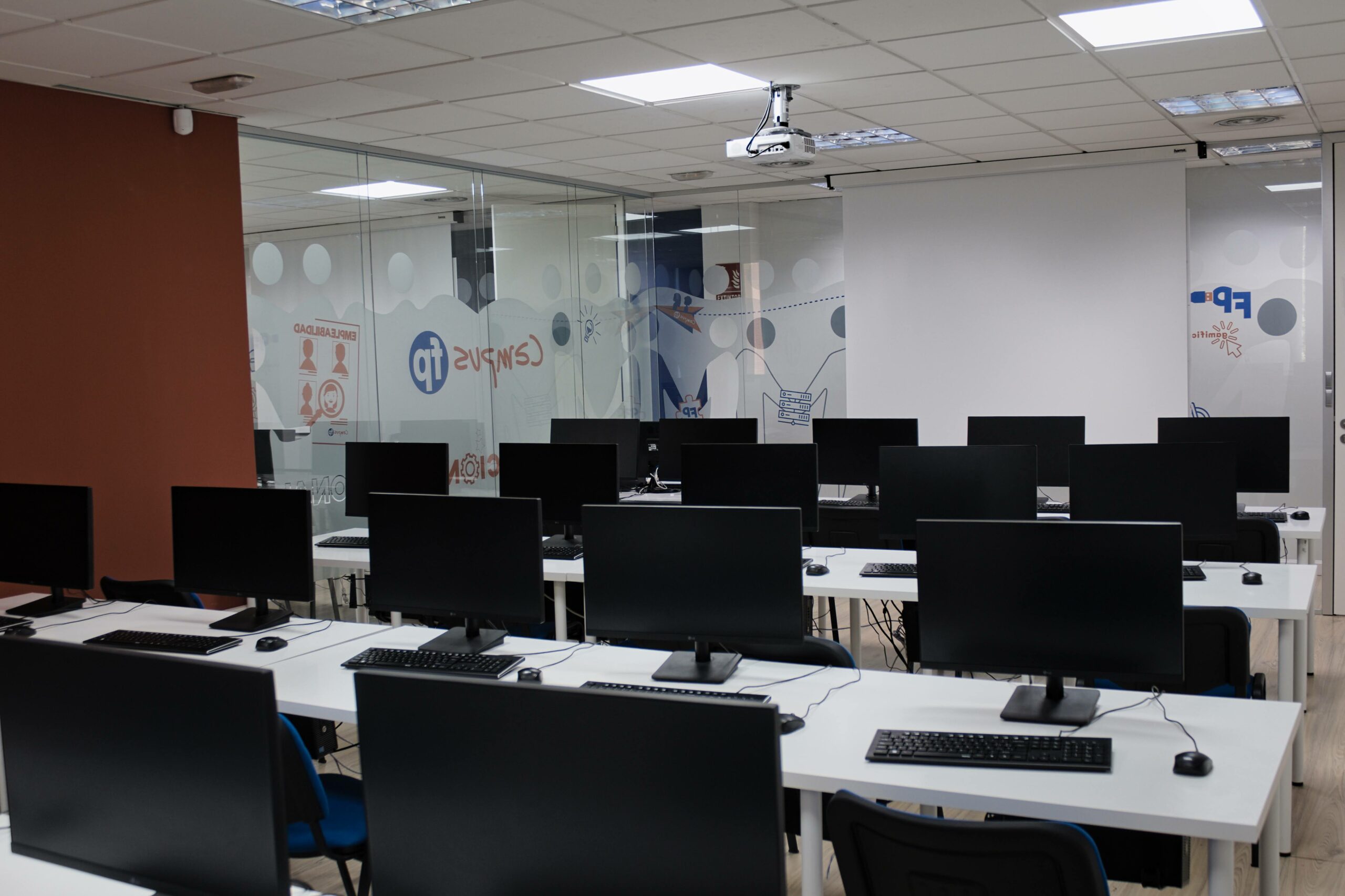 Alquiler de aulas Getafe